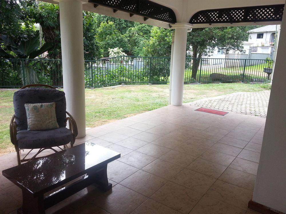 Lime Hill Lodge Anse aux Pins Exterior foto