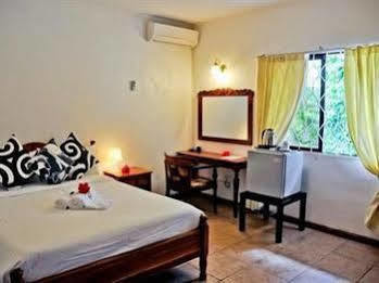 Lime Hill Lodge Anse aux Pins Exterior foto